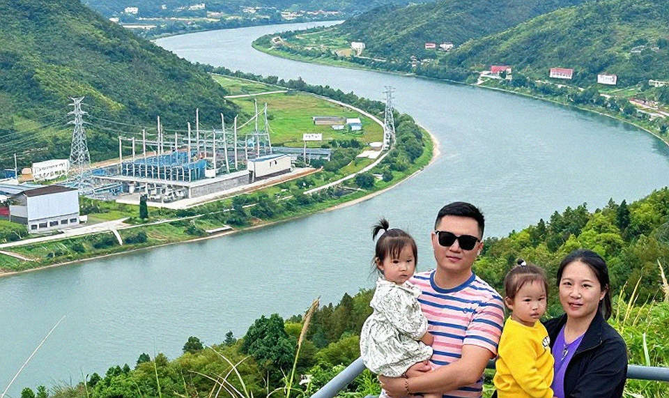 Khi dữ liệu im lặng: Bài học từ một bản phân tích trống rỗng